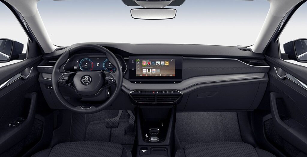 SKODA-Octavia-Combi-interior-delantera.jpg