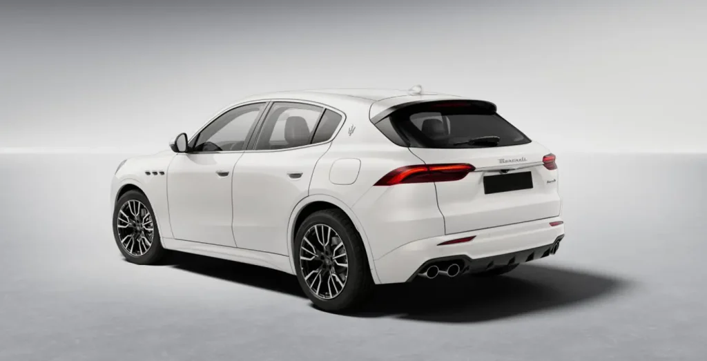 MASERATI-Grecale-300-QS-trasera.webp