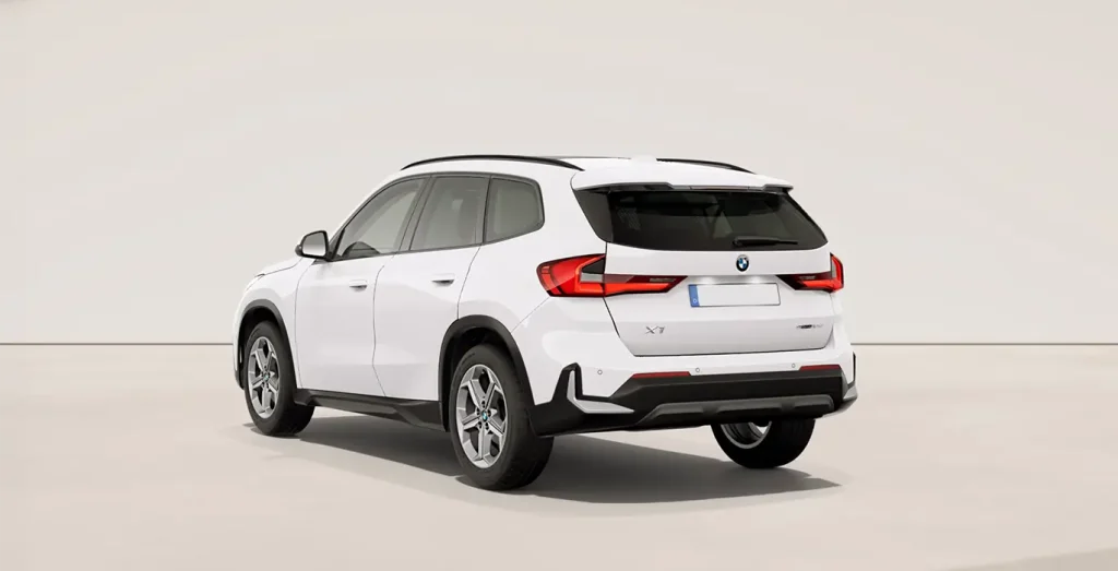 BMW-X1-sDrive20d-blanco-trasera.webp